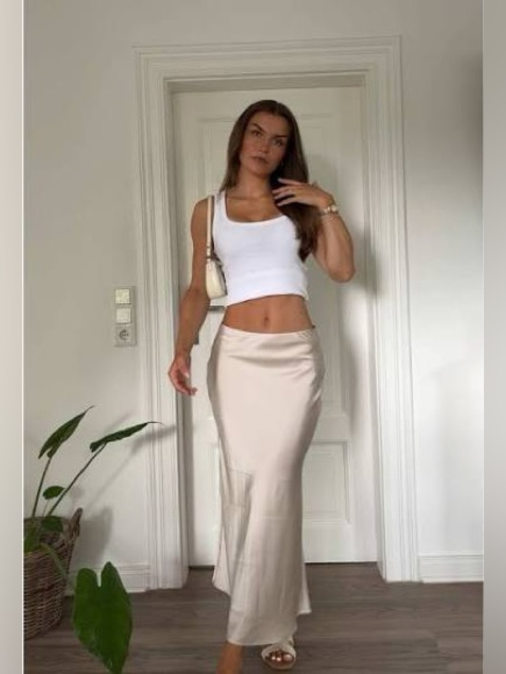 Satin Zara champagne Maxi Skirt